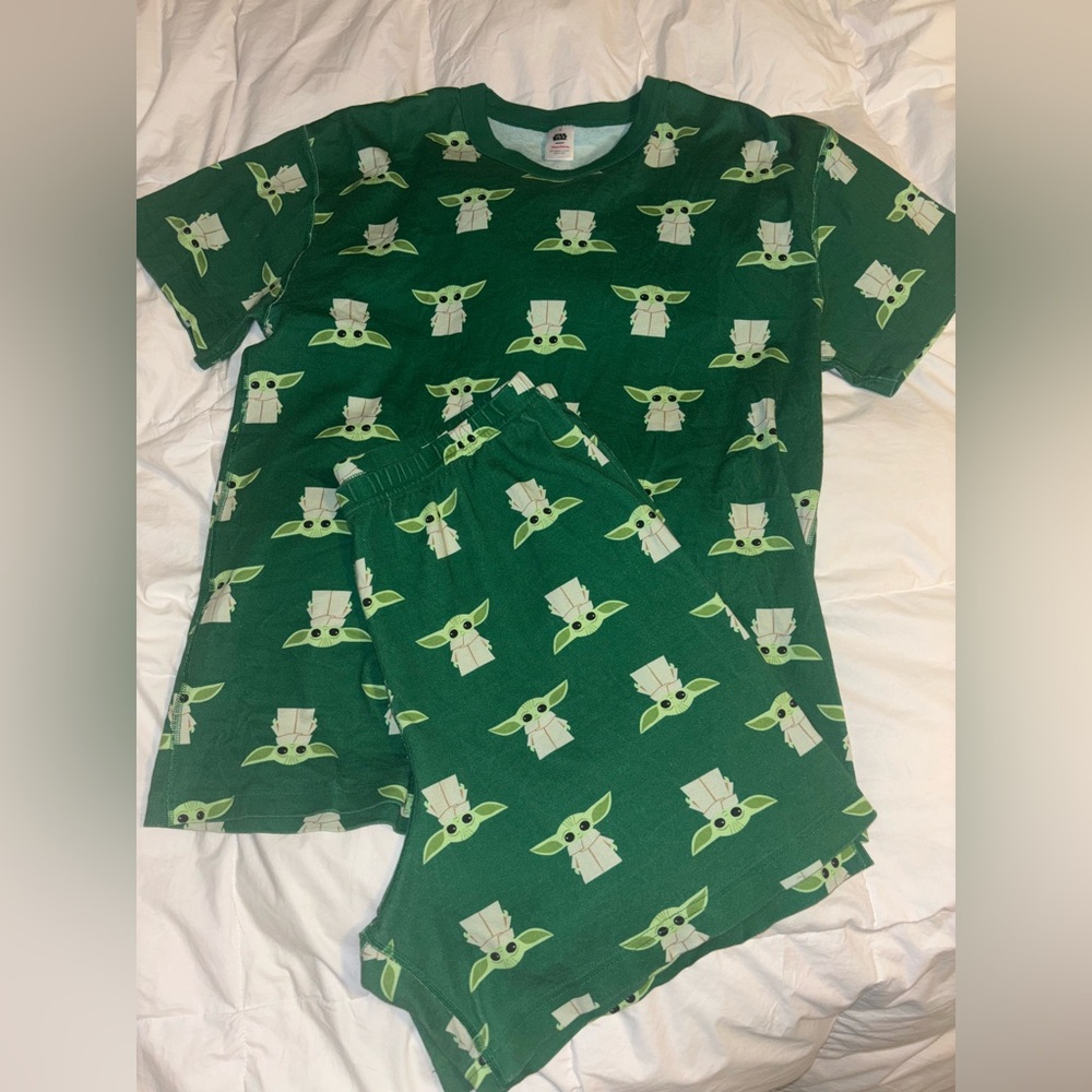 Hanna Andersson x Star Wars Baby Yoda Shorties Pajama Set UNISEX like new